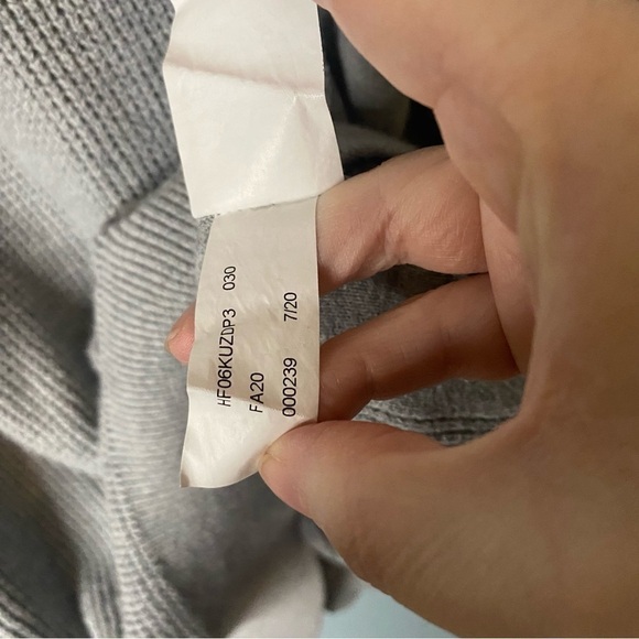 Michael Kors Gray Long Sleeve Waffle Knit Shirt Size M - Picture 9 of 9